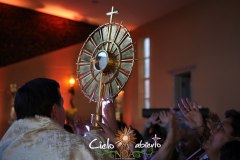 Padre-Anselmo-Procesion-Santisimo